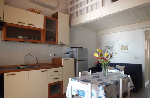 Marina di Campo Apartment | Holiday Apartment "Golden River 6" in Excellent Location with Sea View