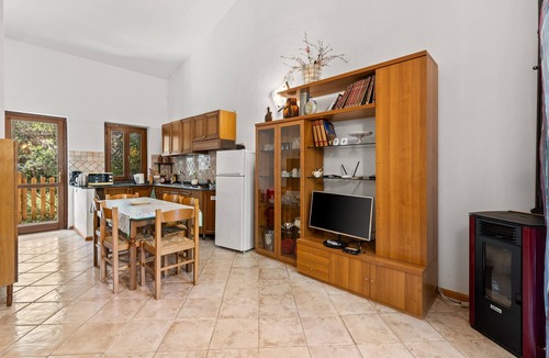 Narbolia House | Holiday Home 'Giorgina- Is Arenas' with Private Terrace and Wi-Fi