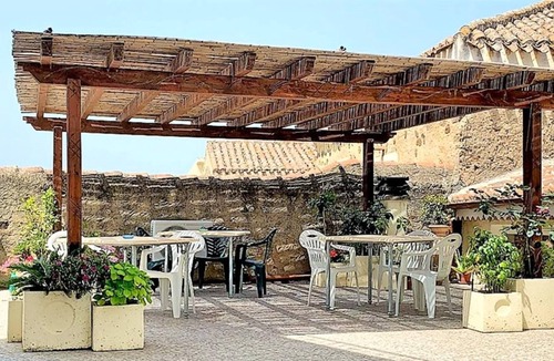 Galtelli Apartment | Homerez - Spacious appartement for 6 ppl. with terrace and balcony at Galtellì
