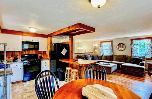 Bethel House | Immaculate All-Season Retreat with Must-See Game Room!
