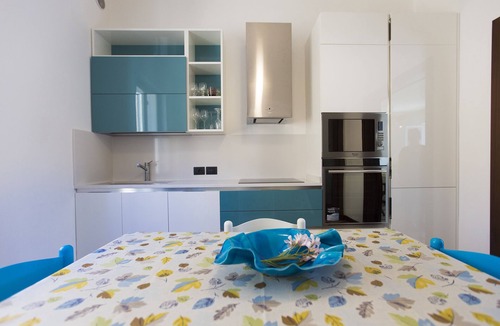 Alghero City Centre Apartment | In Alghero in the historic center on the square, large and bright apartment