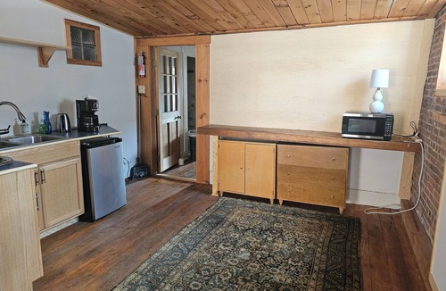 Waldoboro Apartment | In town Penthouse and Personal Spa