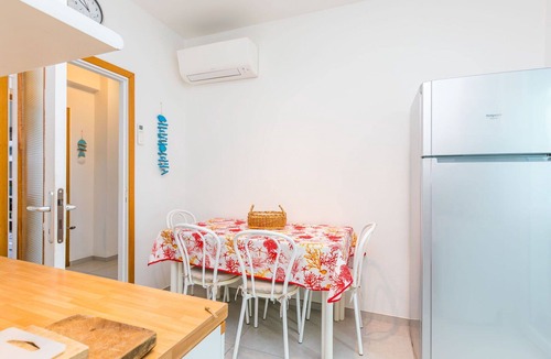 Rosignano Solvay Apartment | Lovely apartment for 6 people with A/C, WIFI, TV and balcony