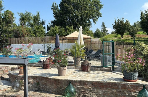 Clavesana Apartment | Italian Wine Country Family Escape | Pool & Panoramic Views (app Due)