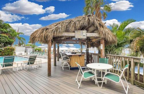 Meadows House | Key West Downtown Waterfront, sleeps 8, Dock & Pool Pet-Friendly