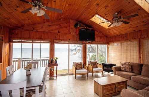 Plattsburgh House | Lake Front Home on beautiful Lake Champlain; Sleeps 20 & great for families