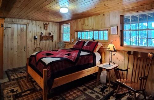 Beaver Cove House | Lakefront Cabin on a Double Lot w/500