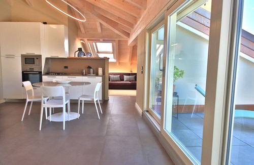Bellagio Apartment | LISZT ATTIC by KlabHouse-modern 2BR-4pax- w/aircond