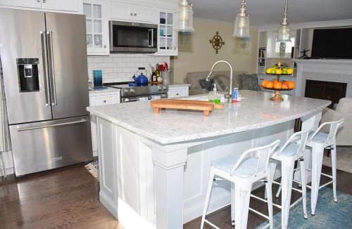 Old Orchard Beach House | Little Miss Cottages - 68 East Grand Luxury Condo