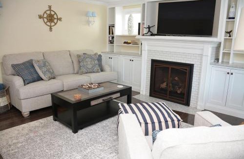 Old Orchard Beach House | Little Miss Cottages - 68 East Grand Luxury Condo