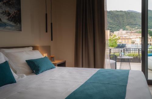 Paratico Bed & Breakfast | LKL Lakeside Lodging