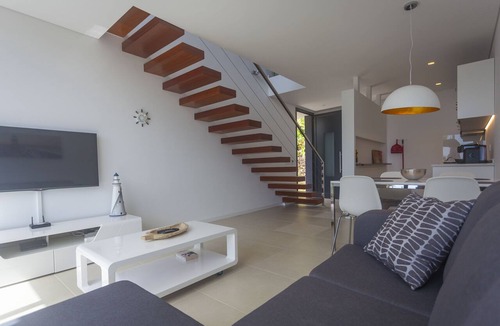 Arco da Calheta House | Luxury-House-Ensuite with Shower-Sea view-Casa Estrelicia