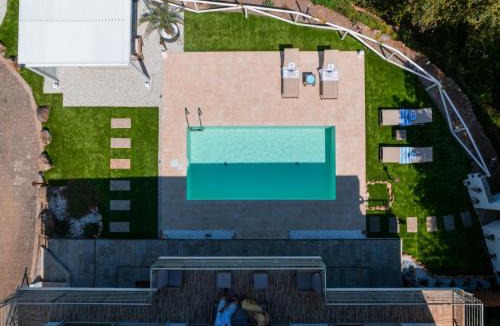 Portoferraio Villa | Luxury Liam Villa with Pool and Sea View - Goelba