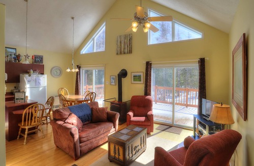 Oquossoc House | Mahara 1 - Nice home with Rangeley Lake access in the summer