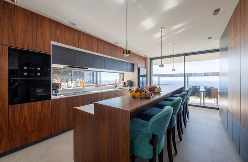 Calheta Villa | Mea Suna - Luxury Seafront Family Villa in Madeira
