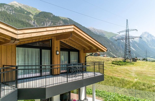 Pettneu am Arlberg Apartment | Modern home & balcony near St. Anton am Arlberg