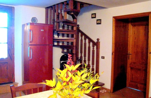Chiusdino House | Montana Escape, Tuscan Stay