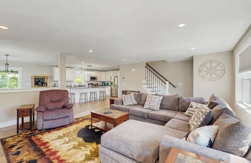 Intervale House | Mountain view home centrally located: All season outdoor entertainment