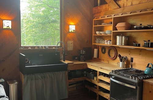 Ellsworth Cabin | Nature lovers retreat! Rustic cabin in the woods close to Ellsworth & Bar Harbor