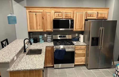 Brunswick House | New - 2-bedroom townhome in charming Brunswick #1 w/garage