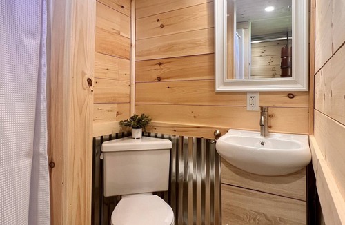 Colebrook Apartment | New suite. Direct ATV/ Snowmobile access in the mountains