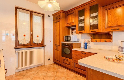 Aurogna Apartment | Nice apartment for 6 people with A/C, WIFI, TV, terrace, pets allowed and panoramic view