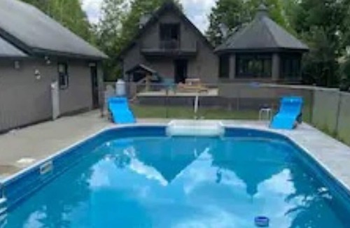 Errol House | North Country Vacation Oasis-Akers Pond