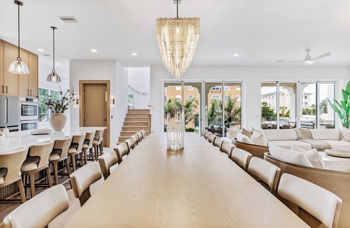 Indian Rocks Beach Villa | NOVA-New Luxe Beach Villa-Steps to the Beach-Pool,Spa &Jacuzzi-Private Luxe Stay