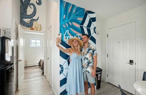 Hampton Apartment | Ocean Views Newly Renovated Private Balcony