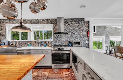 Corea House | Oceanfront Seaglass Estate Near Acadia National Park, with Hot Tub and Views!