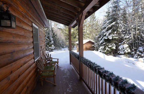 Hanover Cabin | Ohana Cabin. 10 min from Sunday river on 5 acres. Dog friendly