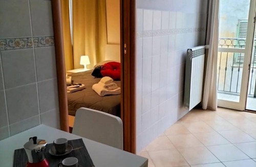 Serravalle Scrivia Hostel | One Bedroom Apartment