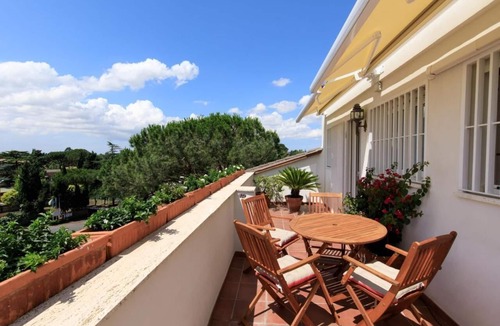 Quartiere XIII Aurelio Apartment | Piccolomini San Peter Terrace Flat