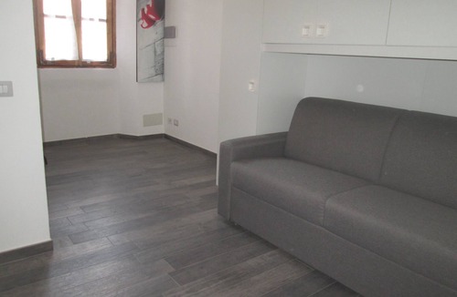 Gallarate Apartment | Pit Stop - Gallarate