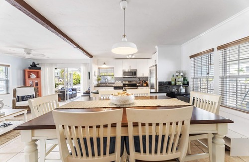 Cross Key Waterways House | Pool, large dock,walk to restaurants, Pennekamp and relax in Key Largo
