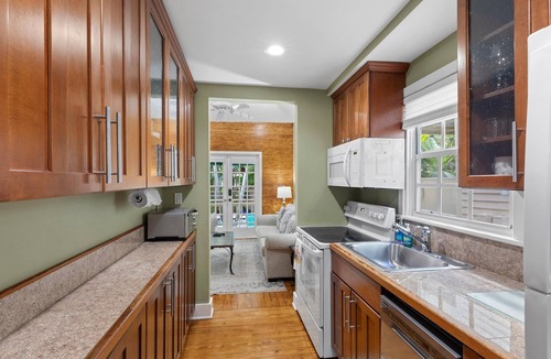 The Meadows Condo | Poolside Hide-Away @ Palm Gardens offered by Rent Key West Vacations