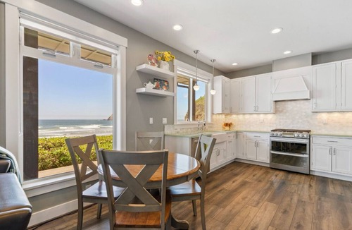 Oceanside House | Rare Oceanfront Home Directly on the Sand in Oceanside, Oregon! The Finley!