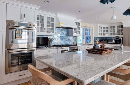 Southport House | Raven Haven: A luxurious 6-bedroom waterfront retreat in stunning Southport, ME.