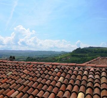 Verduno Apartment | Raviola e Tajarin
