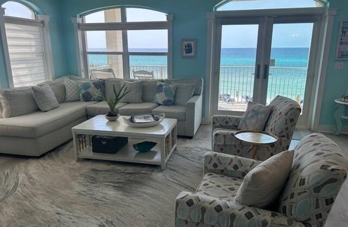 Santa Rosa Beach Condo | REDUCED RATES! GULF-FRONT, PRIVATE BEACH, FREE BEACH SET UP*,BALCONY, 30A
