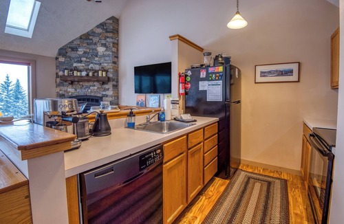 Rangeley Condo | Rock Pond Condo 59 - Ski in Ski out Rock Pond Condo at Saddleback