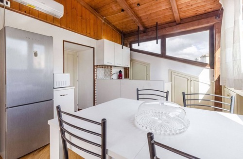 Sassari Apartment | Roth Apartment – Elegant & Bright – Close to the city center