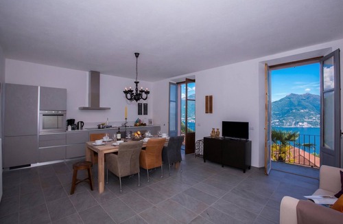 Naggio House | Rustico Logo Bellavista, Plesio, Italy
