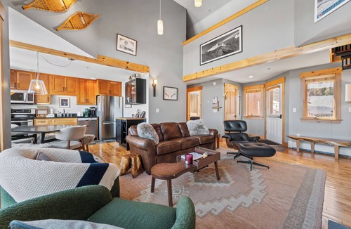 Rangeley Condo | Saddleback - South Branch Penthouse 15-3 - ski in/ski out
