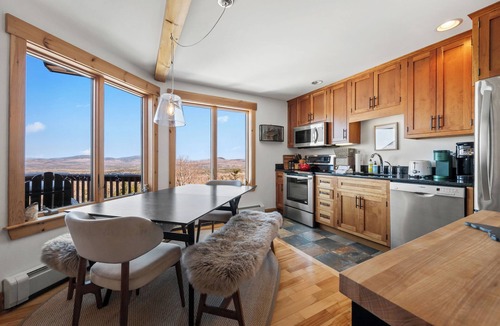 Rangeley Condo | Saddleback - South Branch Penthouse 15-3 - ski in/ski out