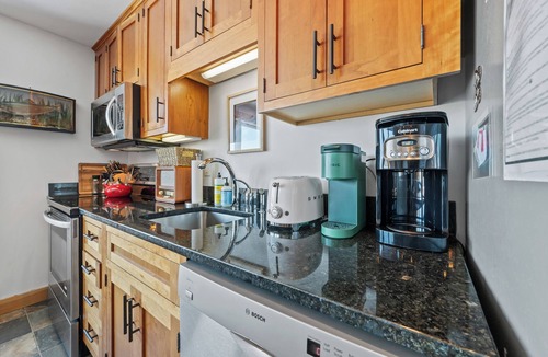 Rangeley Condo | Saddleback - South Branch Penthouse 15-3 - ski in/ski out
