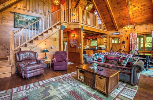 Rangeley Plantation House | Sam-O-Set Lodge | Lakeside Retreat w/Hot Tub, Dock, and Fire Pit