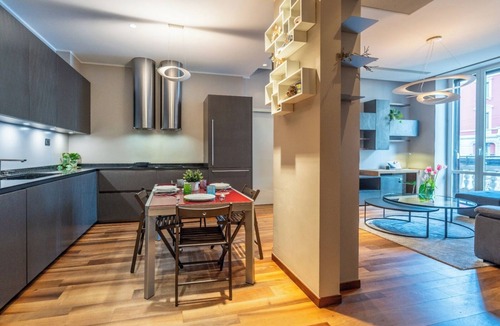 Acquabella Apartment | Scipioni Metro Grand Apartment – 8 Guests & Wi-Fi