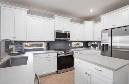 Emerald Waters Village House | "Seas The Day" Great House Private Pool, Golf Cart, 1/2 Block to Deeded Beach
