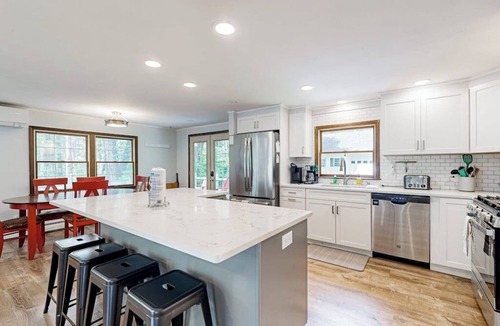 Readfield House | Secluded escape with three beaches, lake access, grill & fast WiFi - dogs OK